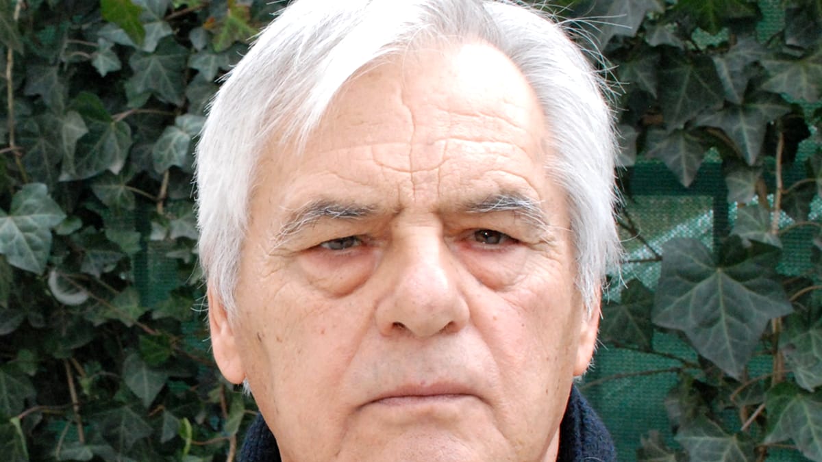 Literatura română, în doliu. A murit criticul literar Dan Cristea