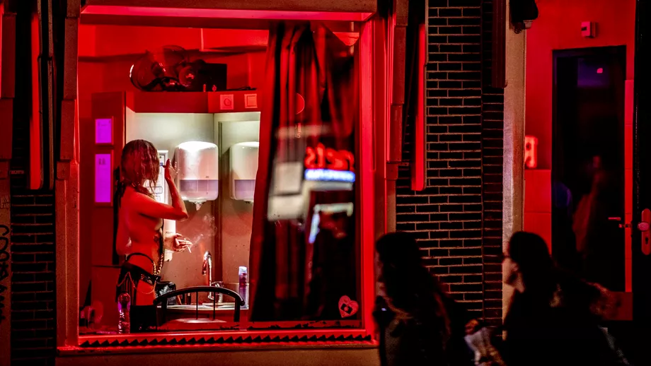 Amsterdamul muta cartierul rosu Unde va fi noul centru erotic