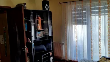 Apartament cu doua camere de vanzare la un pret socant Proprietarul vrea 4 mii de euro pentru o casa mobilata Se intampla in Romania