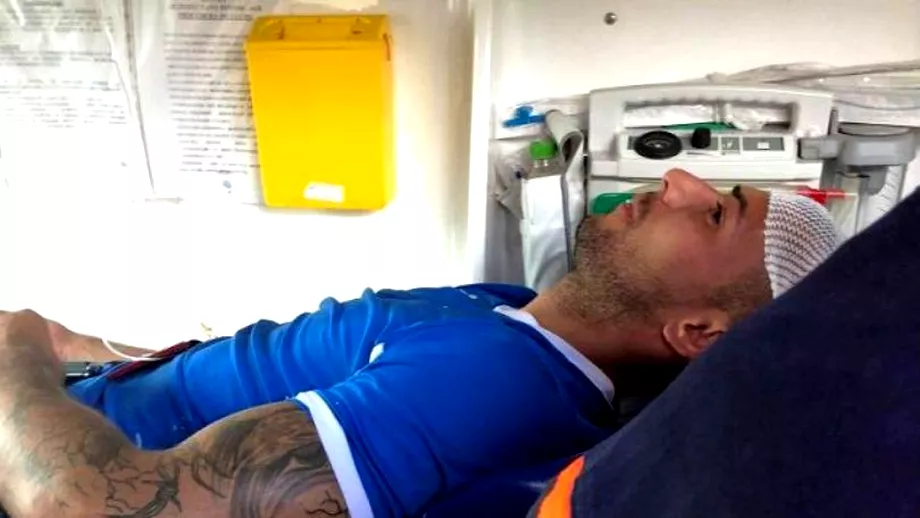 Un fotbalist a fost desfigurat la un meci din Romania Sarea sange din capul lui Videofoto