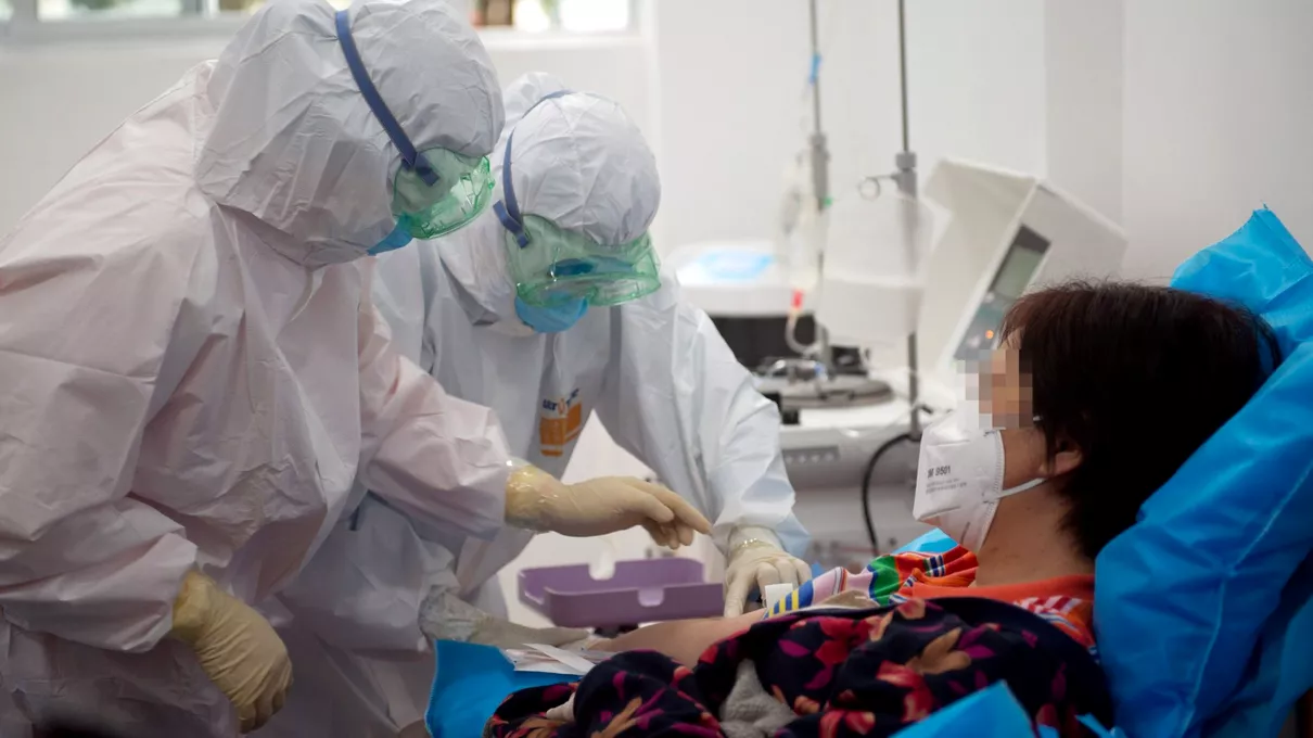 Medicii de la Insitutul de Boli Infecțioase "Matei Balș" din București au o schemă specială de tratament pe care o aplică pacienților infectați cu noul coronavirus