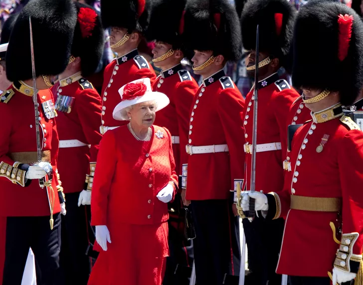 Regina Elisabeta a II-a Garda de Onoare