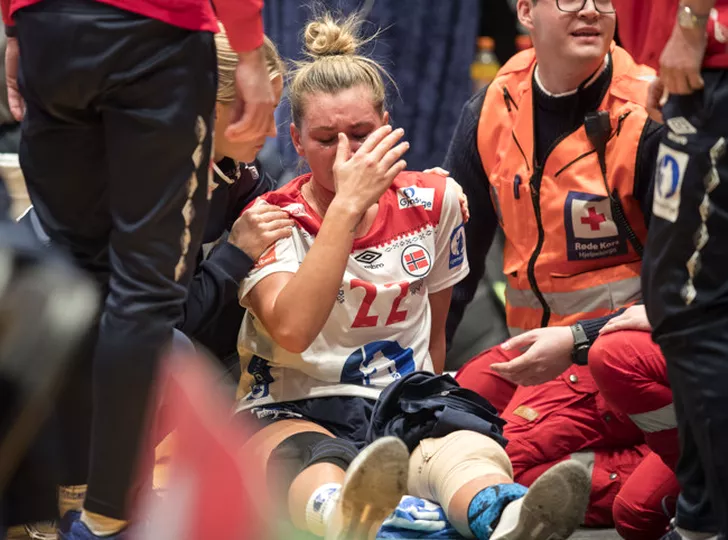 Amanda Kurtovic a izbucnit în lacrimi după accidentarea suferită la naționala Norvegiei