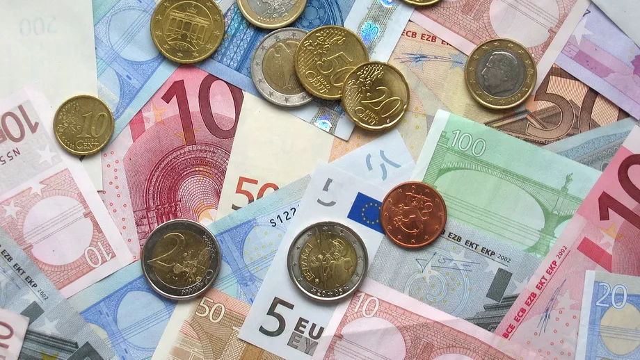 Curs valutar BNR marti 19 octombrie 2021 La ce valoare a ajuns un euro Update