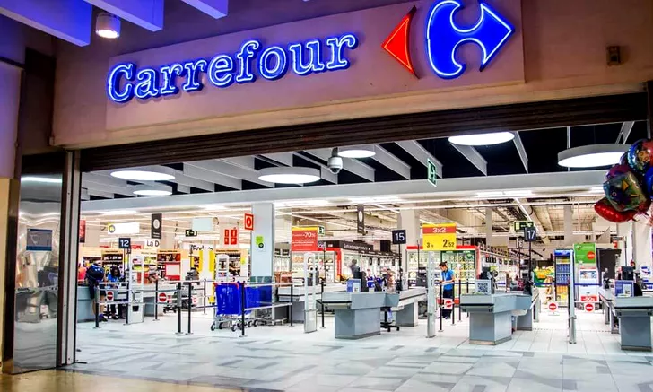 Hypermarket Carrefour