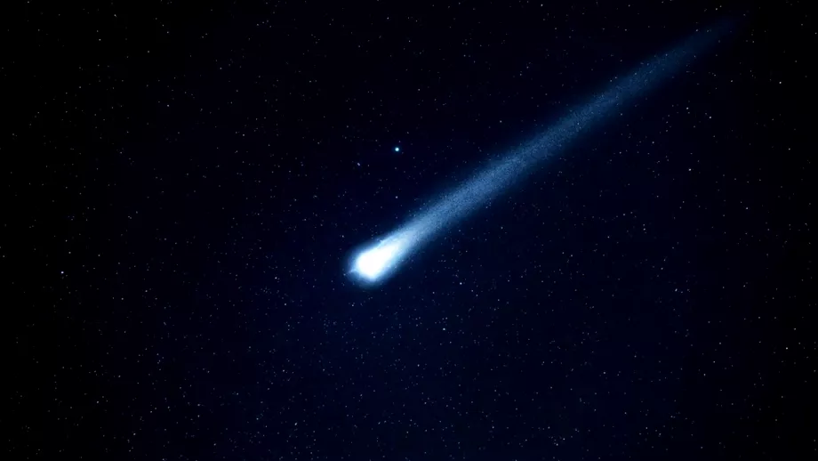 Fenomen spectaculos pe cerul Romaniei Cometa Leonard a devenit vizibila
