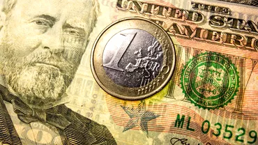Curs valutar BNR joi 23 februarie Depreciere pentru euro crestere pentru dolarul american Update