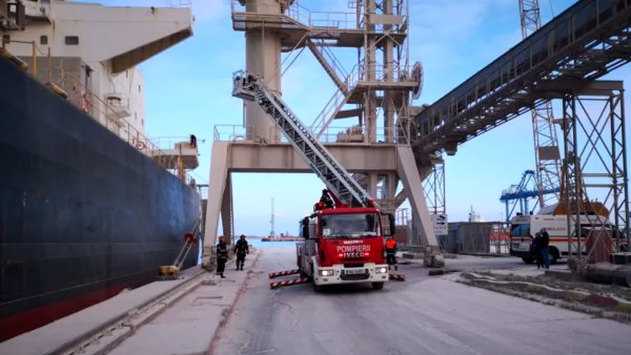 Accident de munca in Portul Constanta Un barbat a murit strivit de un palet de lemne