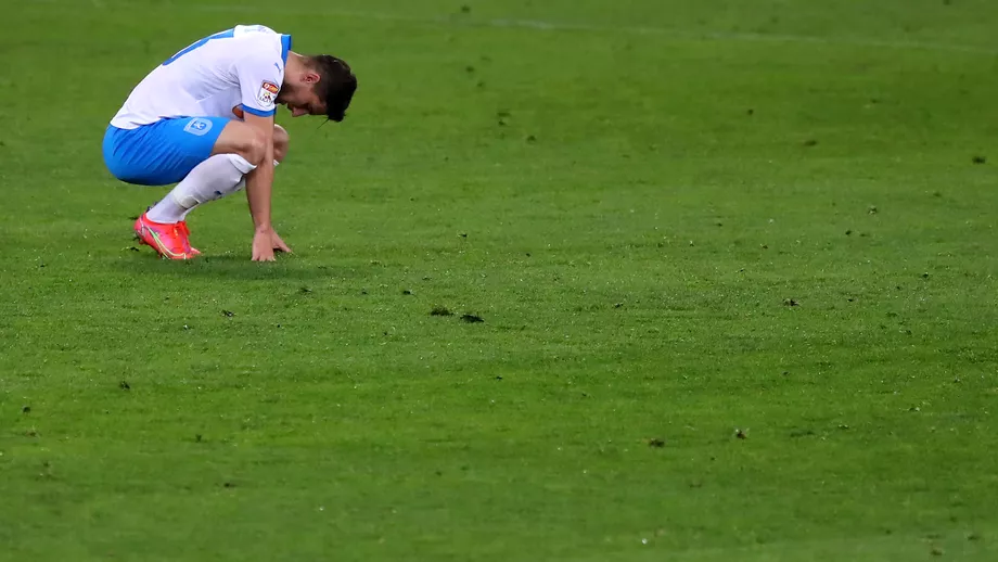 Un fotbalist al Universitatii Craiova tras pe linie moarta de Laurentiu Reghecampf