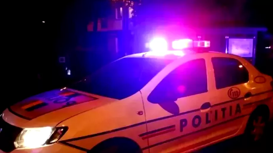Un barbat a furat masina de Politie chiar de sub nasul agentilor in timpul unei interventii Cum a fost posibil