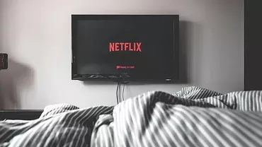 Serialul care a facut furori in Romania si care a dominat topul Netflix anulat Niciun fan nu se astepta la asta