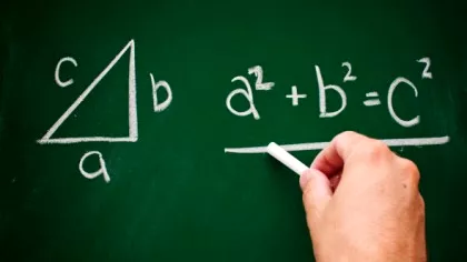 Doi liceeni susțin că au demonstrat teorema lui Pitagora, unul din marile mistere...