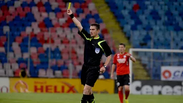 Arbitru fara ecuson FIFA la derbyul Craiovei Mihai Rotaru la facut praf recent Arbitrajul a fost criminal