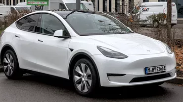 Tesla lanseaza o noua varianta pentru Model Y Pretul de pornire ramane acelasi