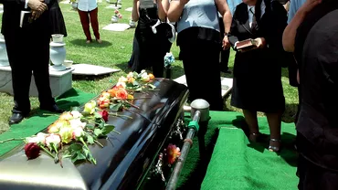 Batrana de 90 de ani din Spania sa trezit la viata in timp ce era imbalsamata Femeia a murit a doua zi