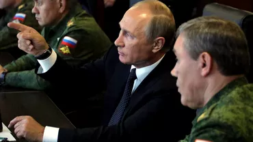Rusia a efectuat exercitii nucleare Vladimir Putin a coordonat totul dintrun centru de comanda de la Kremlin Video