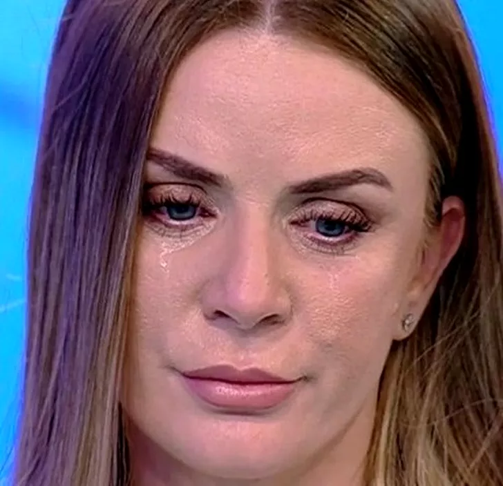 Marcela Fota, în lacrimi