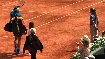 Exclusiv O romanca arbitreaza finala HalepStephens la Roland Garros Foto