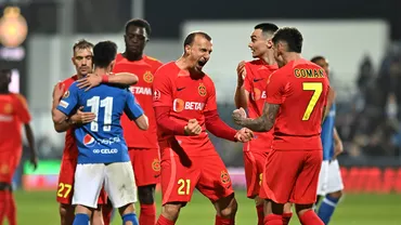 Momente uluitoare pentru fotbalul romanesc Ce facea Vlad Chiriches in stadion la 20 de minute dupa Farul  FCSB