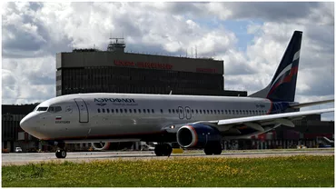 Incident aviatic in Rusia Un avion cu 150 de pasageri la bord a ramas fara un motor in timpul zborului