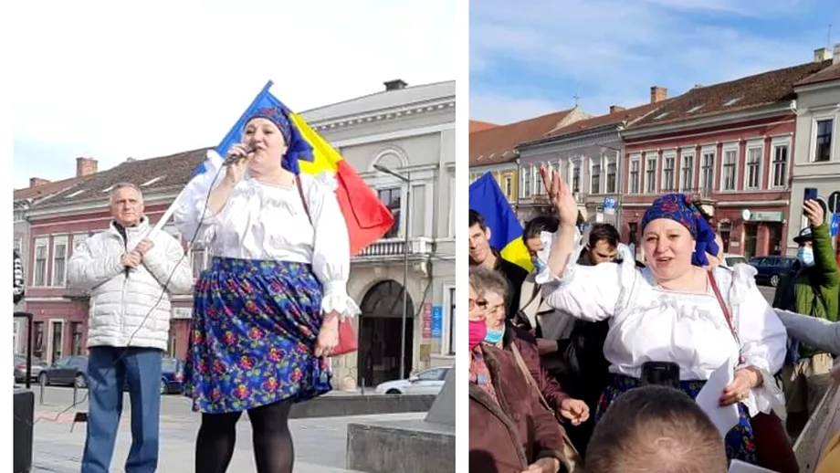 Diana Sosoaca la protestul de la Cluj alaturi de Gheorghe Funar Cum sa imbracat senatoarea Foto