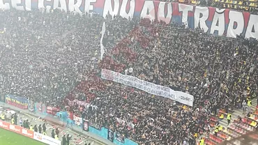 Fanii au avut un duel al mesajelor al Dinamo  CSA Steaua Voi care sunteti  De la Gigi sau Talpan tot mai pica un ban