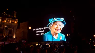 Reactia halucinanta a suporterilor irlandezi la vestea decesului Reginei Elisabeta a IIa Lizzies in the box Video