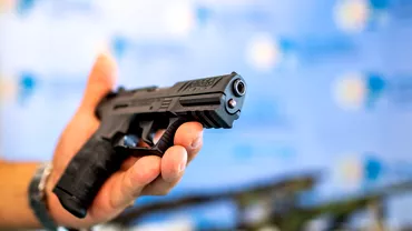 Un sofer a anuntat la 112 ca sa tras cu pistolul asupra masinii sale Ce spun insa politistii Update