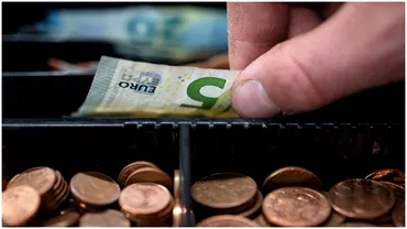 Curs valutar BNR marti 2 aprilie 2024 Moneda nationala castiga teren in fata francului elvetian si a lirei sterline Update