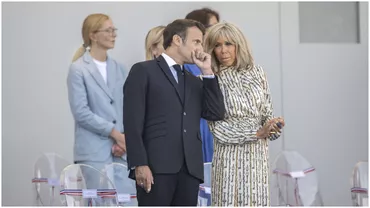 Cine a creat rochia purtata de Brigitte Macron de la parada de Ziua Frantei Ce pret are