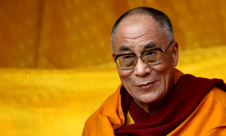 Dalai Lama a fost transportat de urgență la spital!