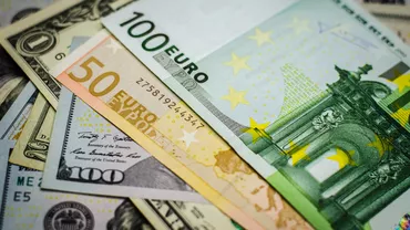 Curs valutar BNR luni 19 septembrie 2022 Cotatia zilei pentru dolarul american si moneda euro Update