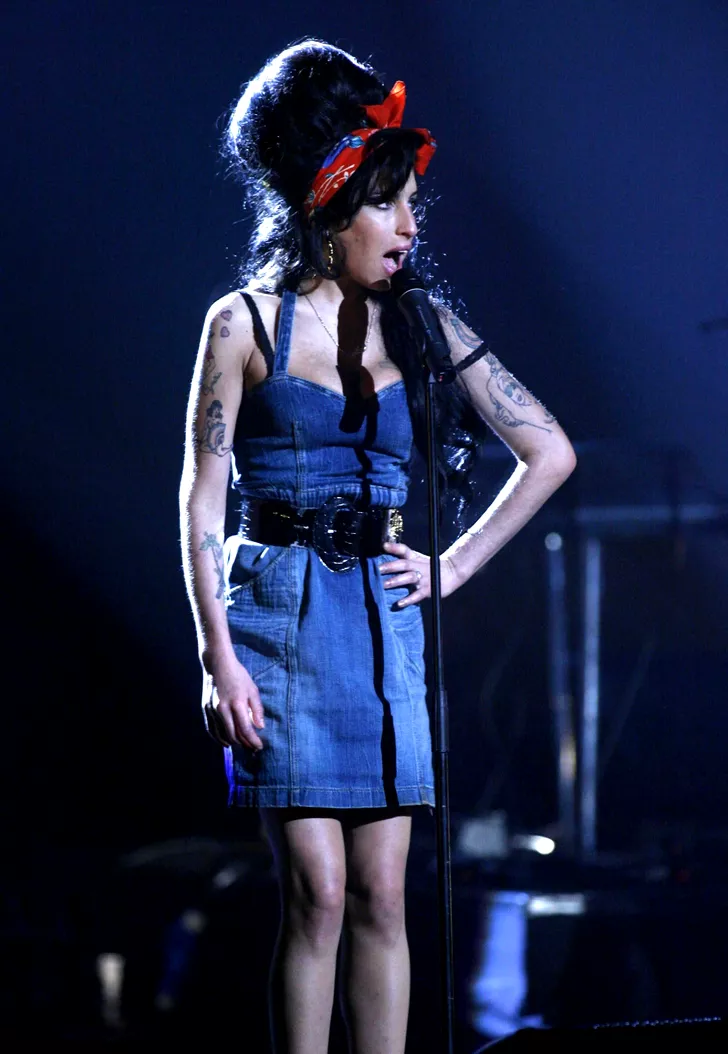 Amy Winehouse pe scenă