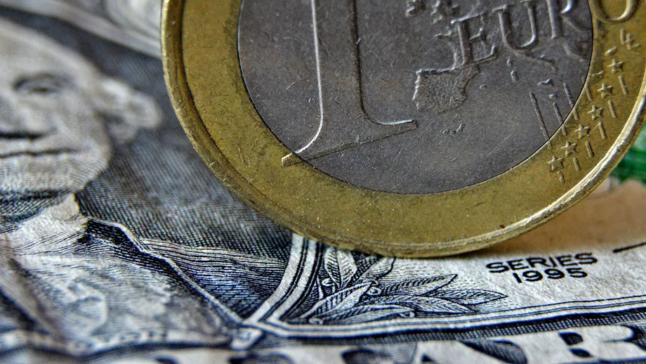 Curs valutar BNR miercuri 9 noiembrie 2022  Euro a depasit dolarul american Update