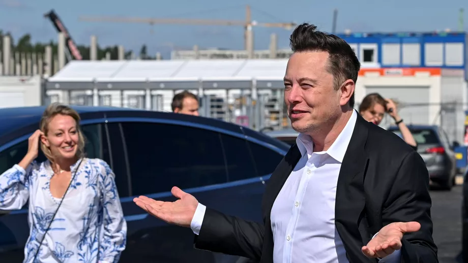 Afacerea noua cu care Elon Musk a dat lovitura Produsul costa in jur de 500 de lei a facut 1 milion de dolari in doar cateva ore