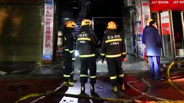 Incendiu devastator intrun complex din China Sunt cel putin 39 de morti cei mai multi studenti Video