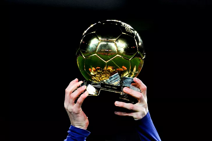 Luni vor fi anunţaţi fotbaliştii nominalizaţi la Balonul de Aur 2018. Se ştiu deja primele nume