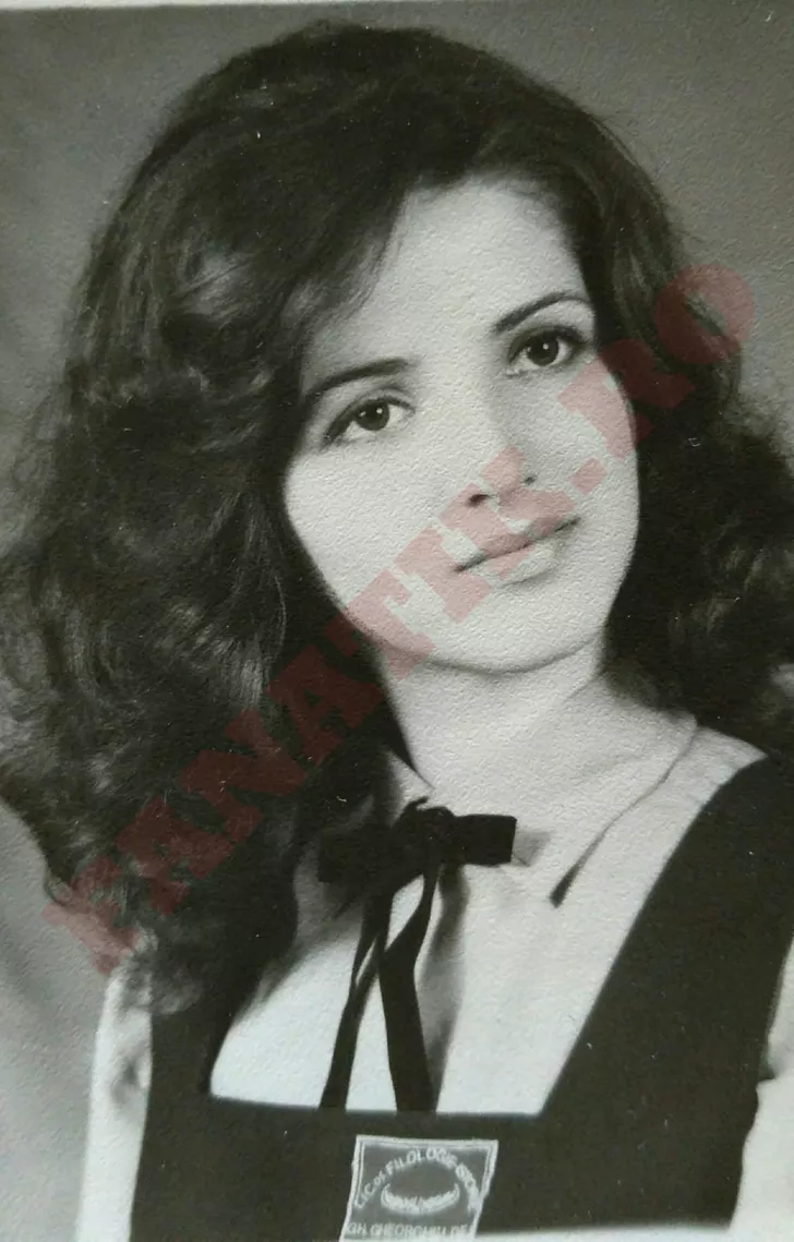 Carmen Rădulescu în liceu. Sursă foto: Arhivă personală