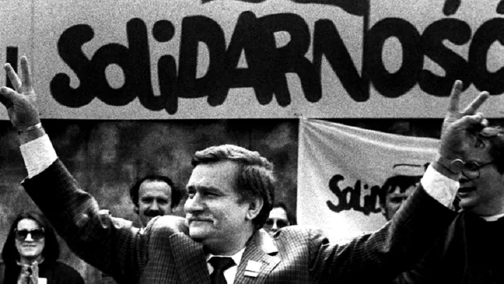 Lech Walesa a condus sindicatul „Solidaritatea” la marea victorie din alegerile din iunie 1989 împotriva puterii comuniste
