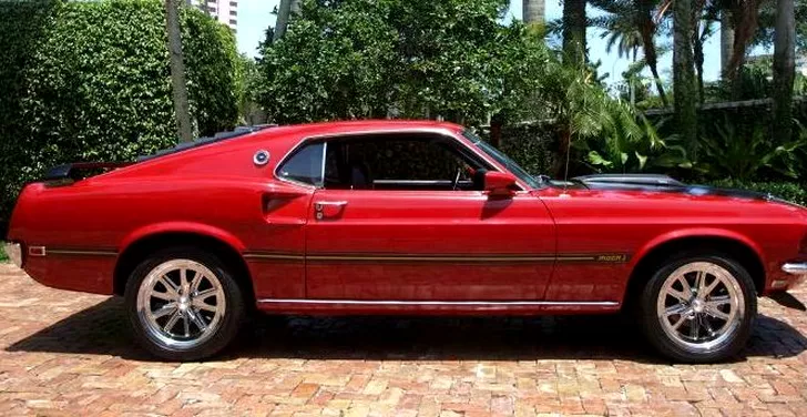 Mașinile... „Motoretei” Adi Popa: „perla” coroanei, un Ford Mustang Mach 1 din 1969