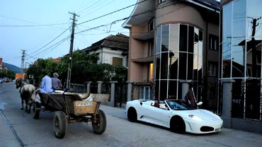 Satul din Romania cu oameni atat de bogati incat risti sa te faci de ras daca iti cumperi un Ferrari Au zis de el ca are masina veche