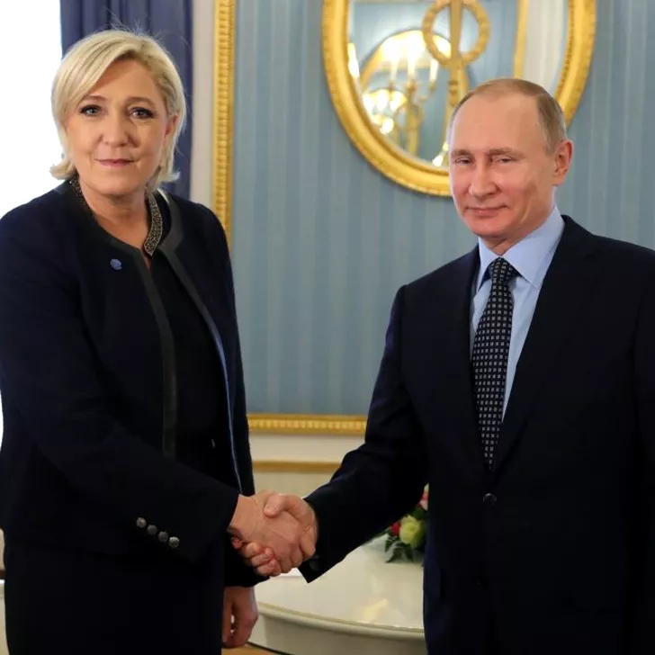 Marine Le Pen Vladimir Putin