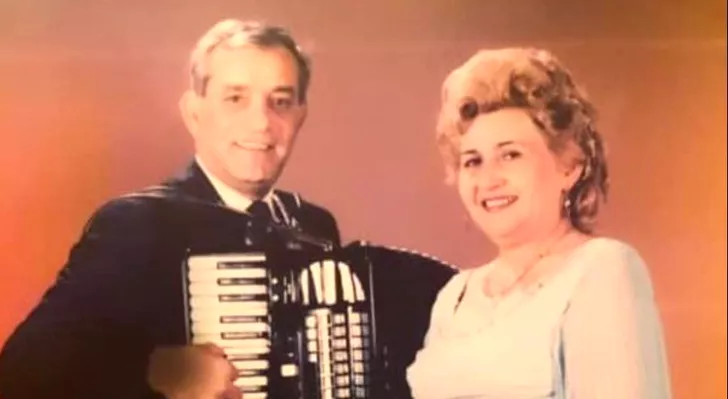 Gabi Luncă și răposatul ei soț, acordeonistul Ion Onoriu