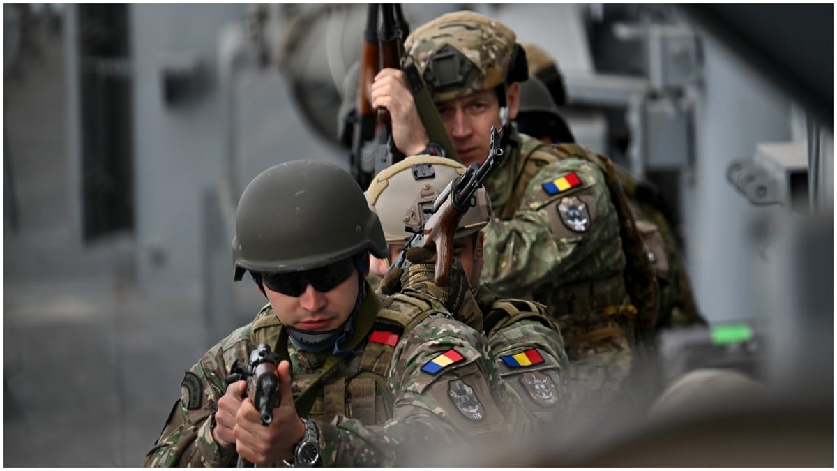 Klaus Iohannis cere ca militarii români să lupte cu rebelii Houthi. Parlamentul va aproba participarea soldaților la operațiuni