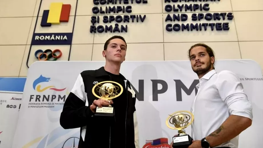 Robert Glinta si David Popovici au fost desemnati cei mai buni sportivi ai anului 2021 de catre FRNPM