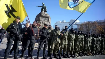 Ultrasi DINAMOVISTI pe frontul din Ucraina AFLA cu cine TIN