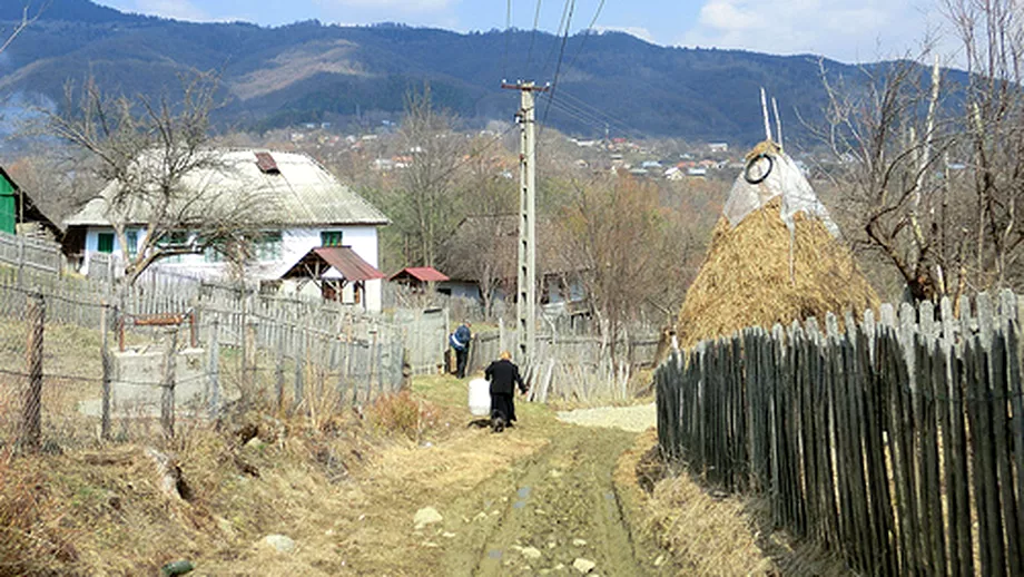 Satul din Romania in care nu exista hoti Nea asezat Dumnezeu intrun loc minunat si ar fi pacat sa il pingarim
