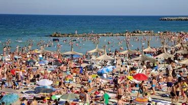 Cel mai aglomerat weekend pe litoralul romanesc Unde trebuie sa mergi ca sa eviti ingramadeala