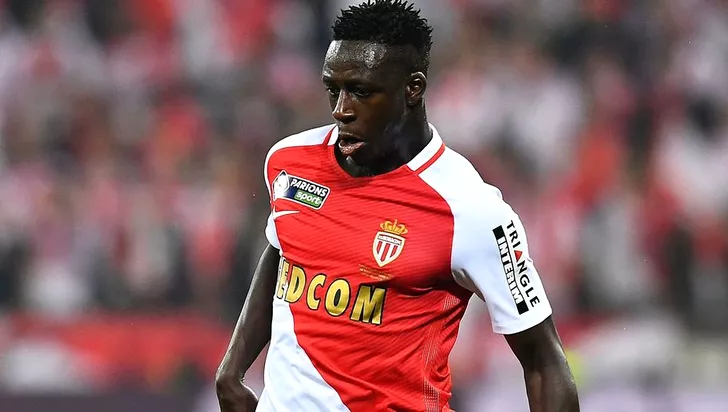 Monaco's French defender Benjamin Mendy controls the ball during the French League Cup final football match Monaco (ASM) vs Paris Saint-Germain (PSG) on April 1, 2017 at the Parc Olympique Lyonnais stadium in Decines-Charpieu, near Lyon. / AFP PHOTO / FRANCK FIFE (Photo credit should read FRANCK FIFE/AFP/Getty Images)