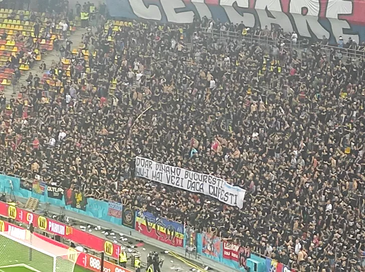 Bannerul de gard Ultras Sălăjan, capturat de Peluza Sud Steaua